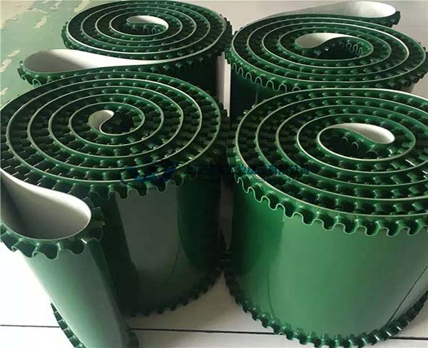 綠色輕型擋邊輸送帶