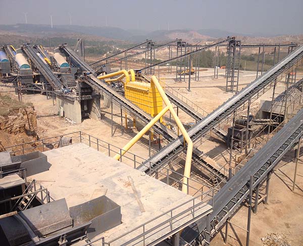 礦山輸送機(jī)