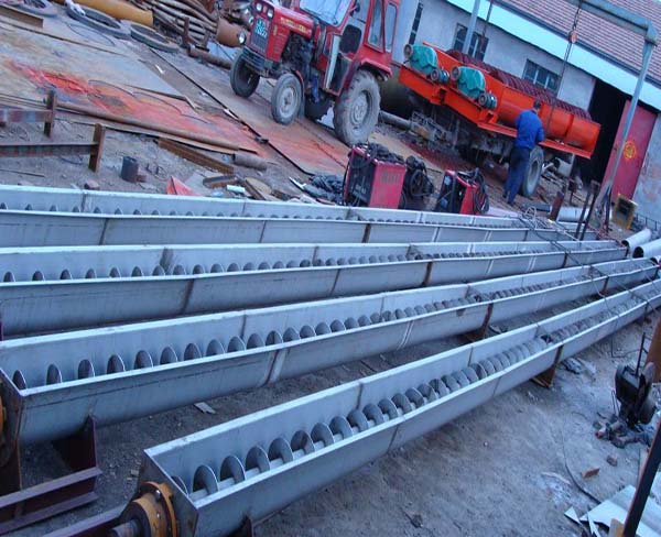 絞龍輸送機(jī)