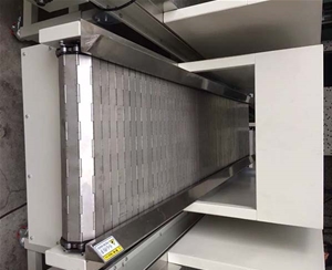 板鏈輸送機(jī)